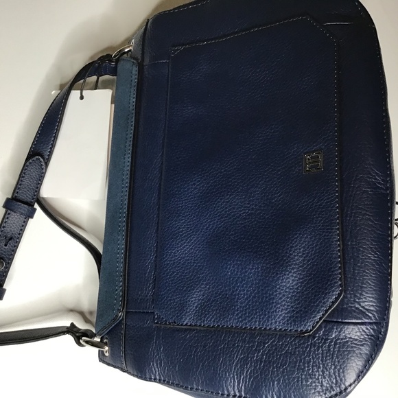 Ladies Purse - Picture 1 of 4